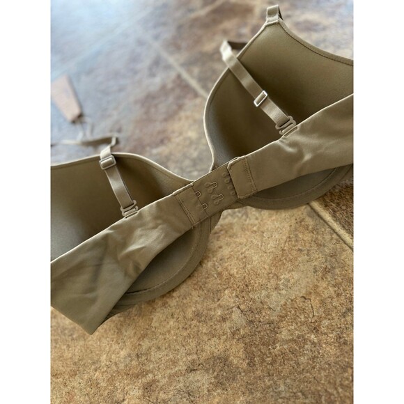 Skims Fits Everybody T-shirt Demi Bra Khaki 34C - Picture 7 of 8